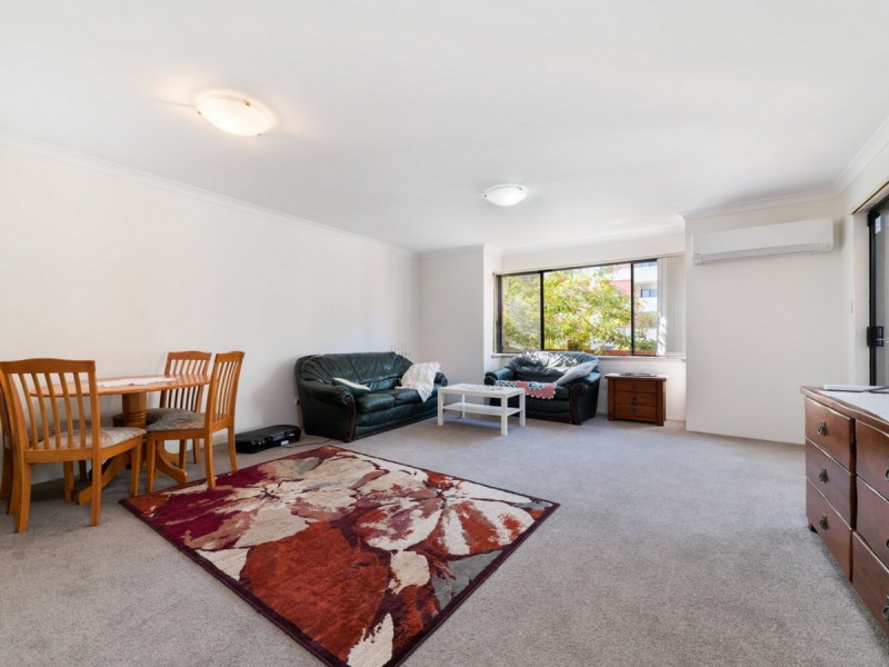 4/23 Wellington Street, East Perth WA 6004