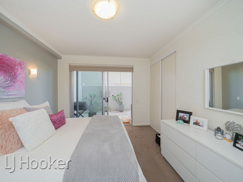 8/1 Henry Lawson Walk, East Perth WA 6004