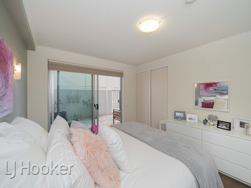 8/1 Henry Lawson Walk, East Perth WA 6004