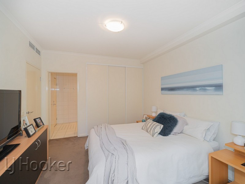 8/1 Henry Lawson Walk, East Perth WA 6004