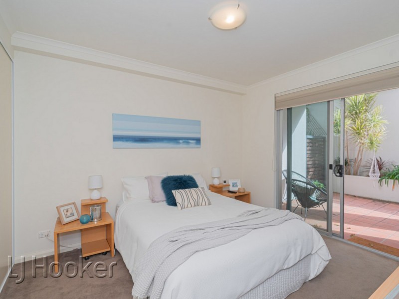 8/1 Henry Lawson Walk, East Perth WA 6004