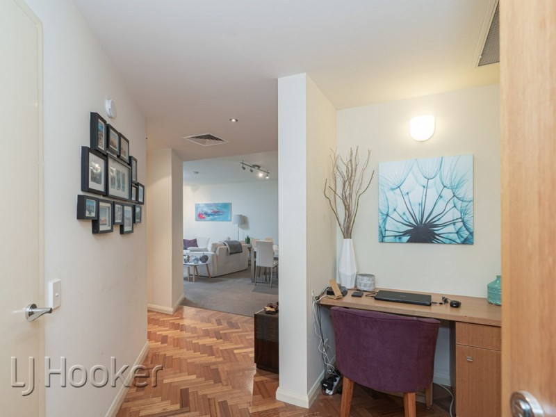 8/1 Henry Lawson Walk, East Perth WA 6004