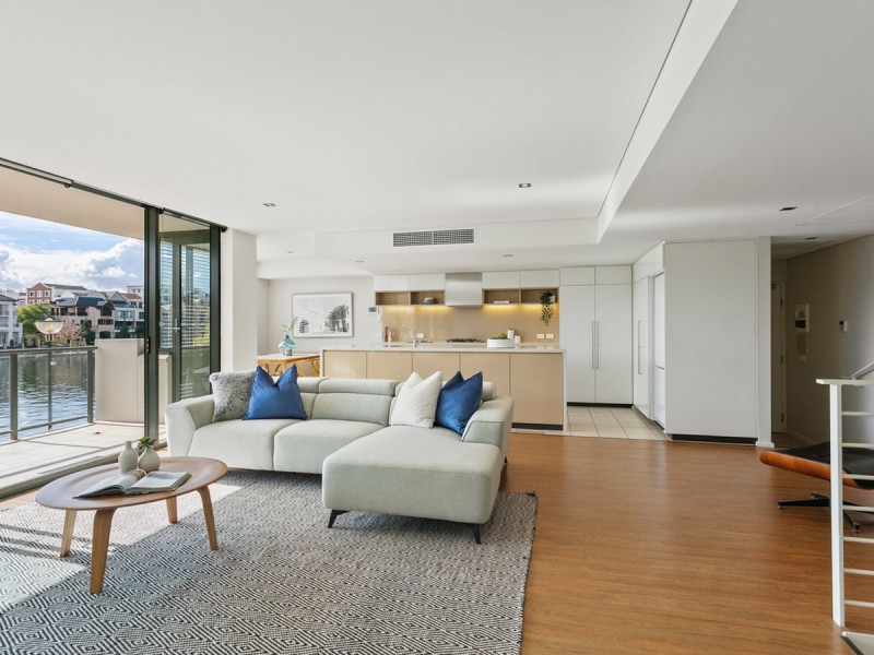 2/50 Royal Street, East Perth WA 6004
