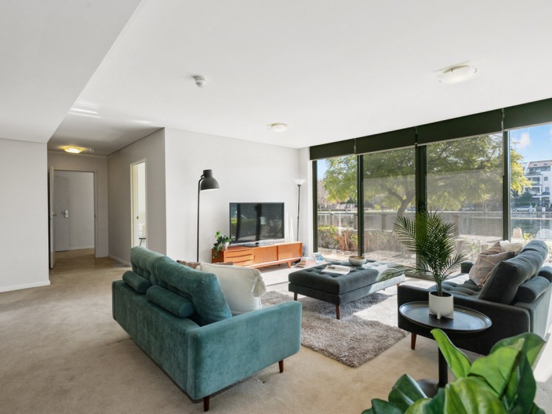 2/50 Royal Street, East Perth WA 6004
