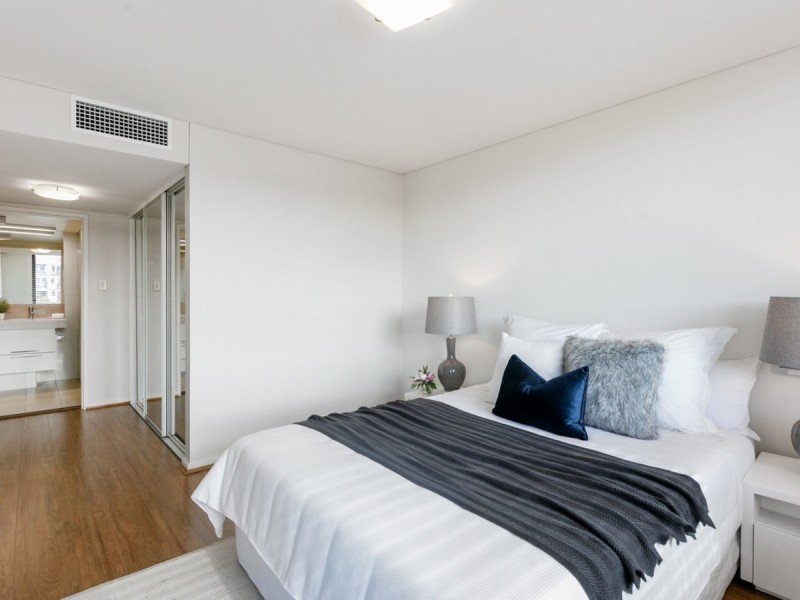 2/50 Royal Street, East Perth WA 6004