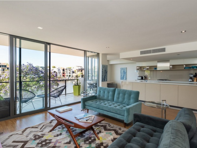 2/50 Royal Street, East Perth WA 6004