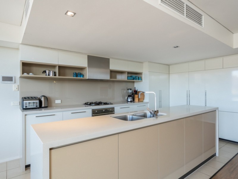 2/50 Royal Street, East Perth WA 6004