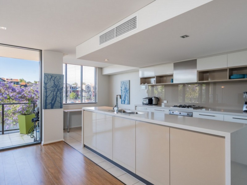 2/50 Royal Street, East Perth WA 6004