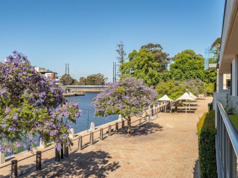 2/50 Royal Street, East Perth WA 6004