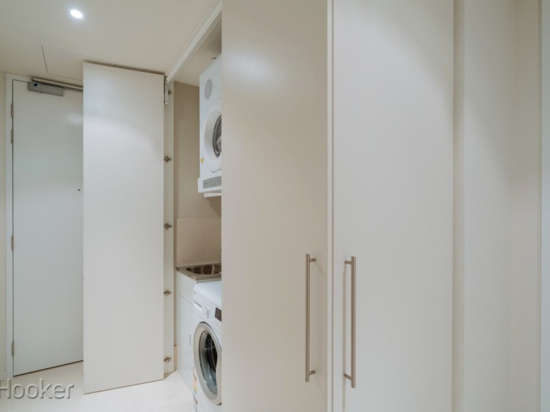 1709b/8 Adelaide Terrace, East Perth WA 6004