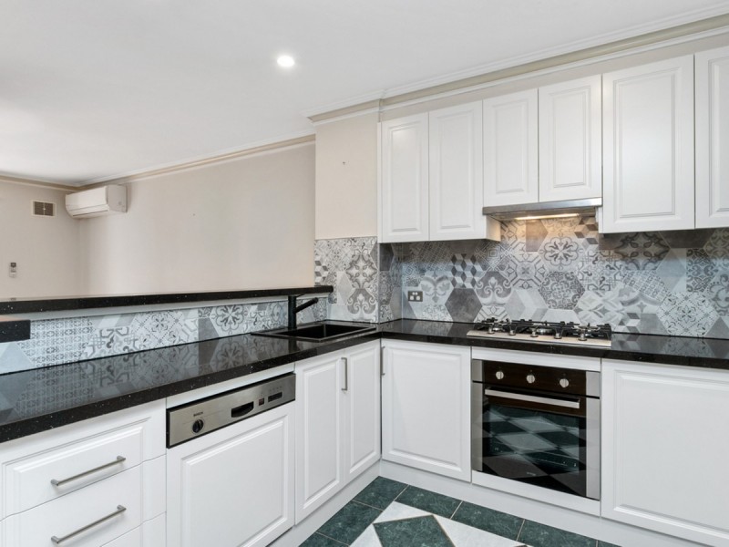 17/125 Wellington Street, East Perth WA 6004