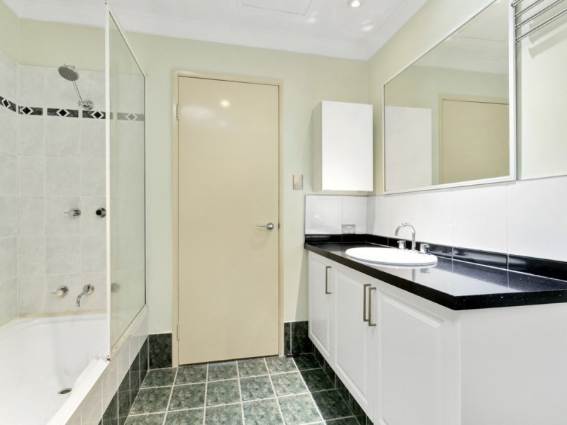 17/125 Wellington Street, East Perth WA 6004