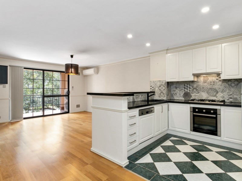 17/125 Wellington Street, East Perth WA 6004