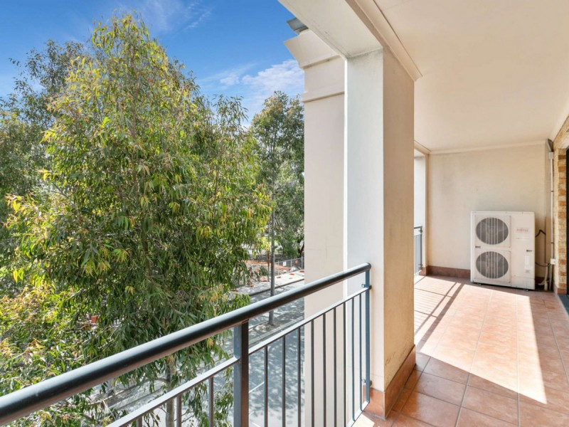 17/125 Wellington Street, East Perth WA 6004