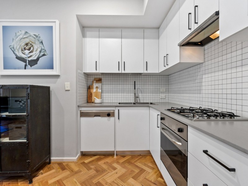 7/20 Saunders Street, East Perth WA 6004