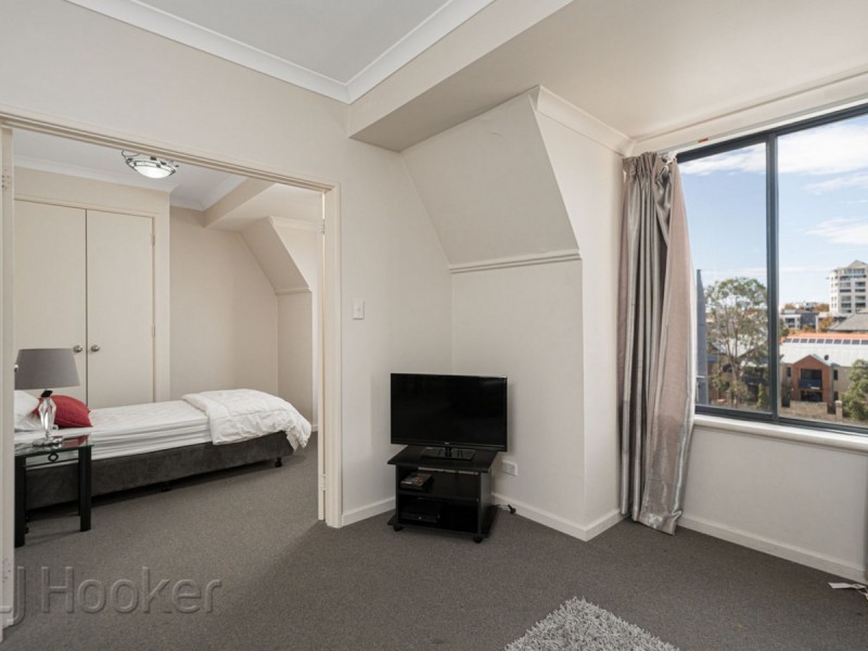 52/11 Regal Place, East Perth WA 6004