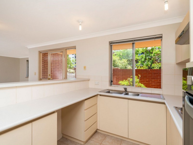 2/55 Wellington Street, East Perth WA 6004