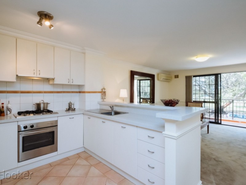 8/125 Wellington Street, East Perth WA 6004