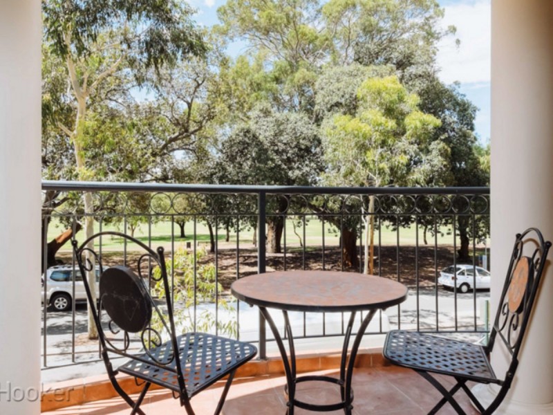 8/125 Wellington Street, East Perth WA 6004