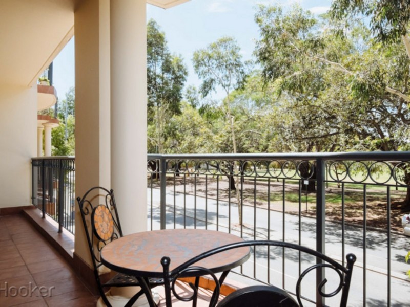 8/125 Wellington Street, East Perth WA 6004