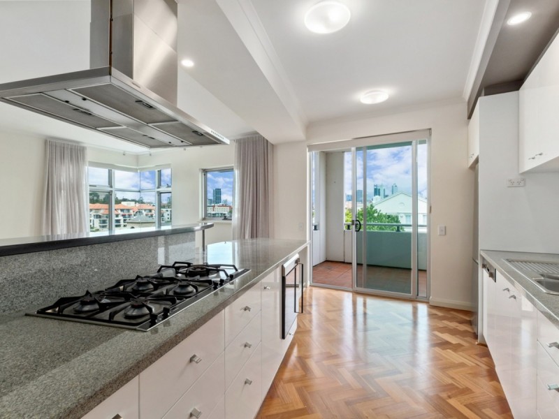 21/1 Henry Lawson Walk, East Perth WA 6004