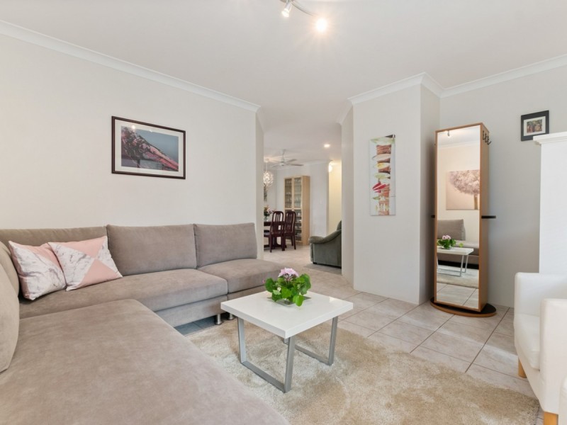 1a Grand Promenade, Bayswater WA 6053