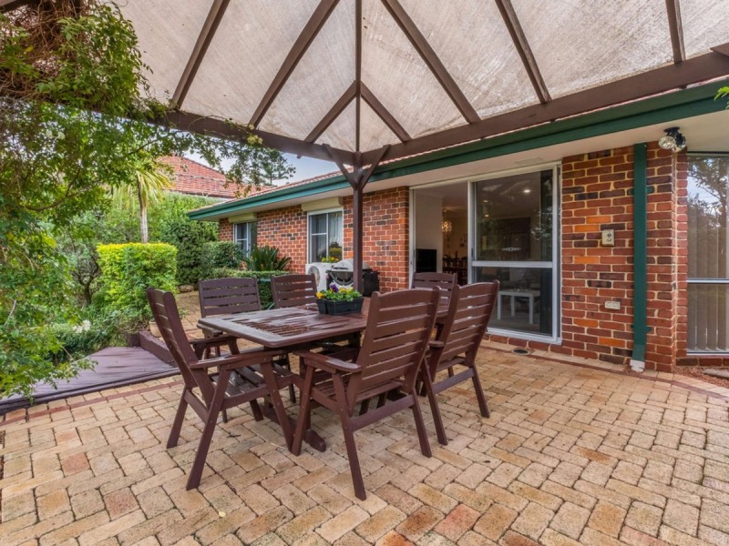 1a Grand Promenade, Bayswater WA 6053