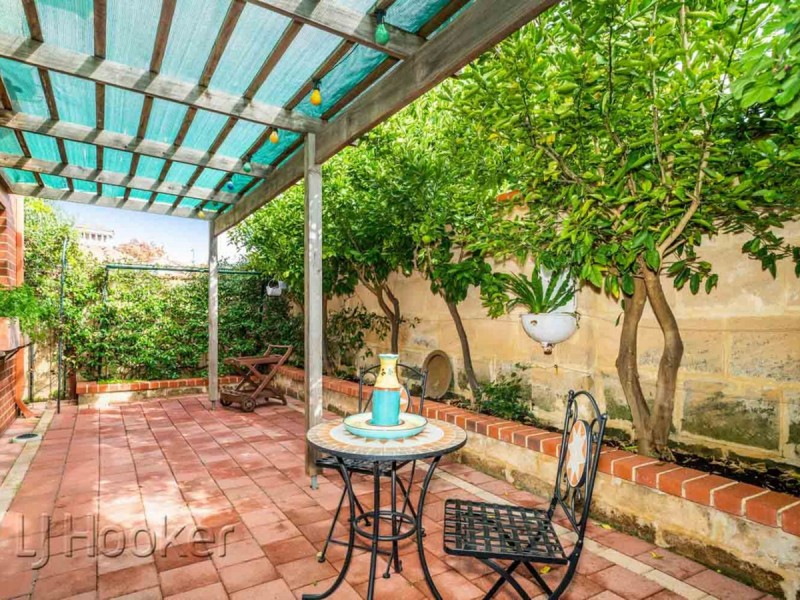 1/43 John Street, Inglewood WA 6052