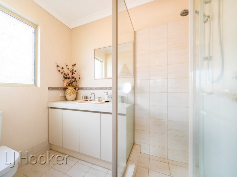 1/43 John Street, Inglewood WA 6052