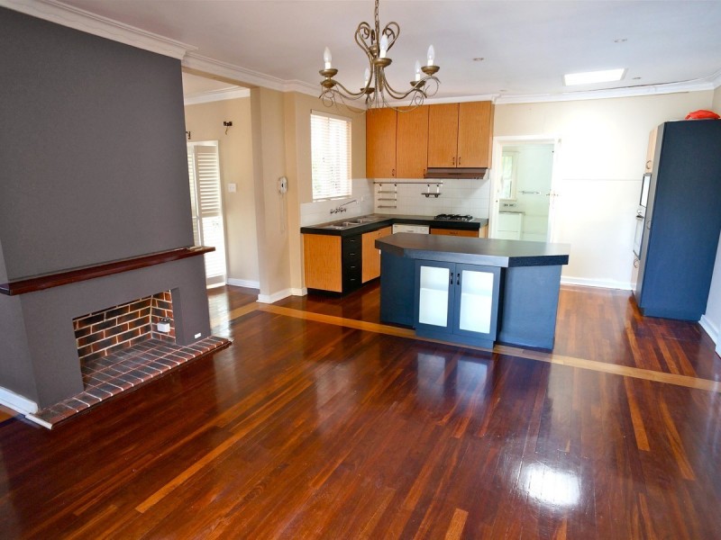 22 Shirley Avenue, Mount Pleasant WA 6153