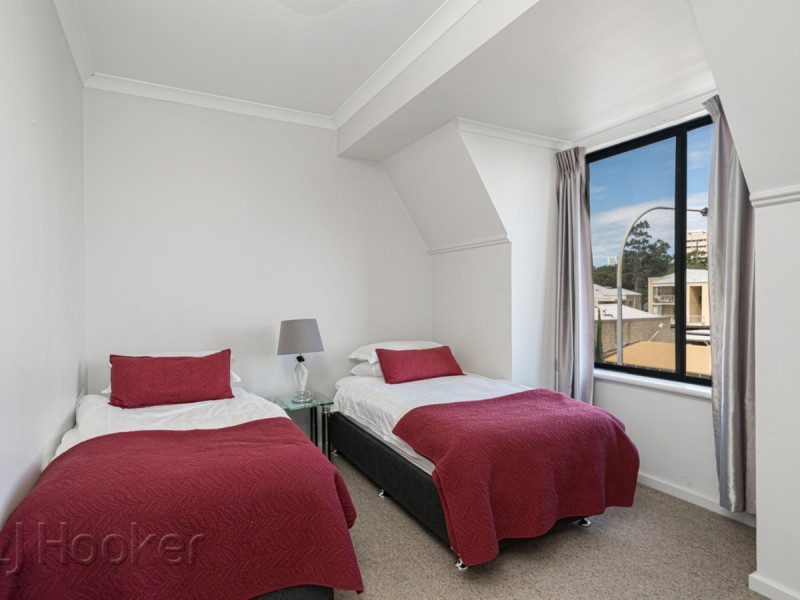 58/11 Regal Place, East Perth WA 6004