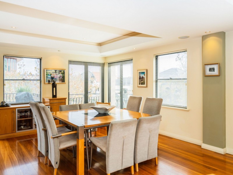 15 Haig Park Circle, East Perth WA 6004