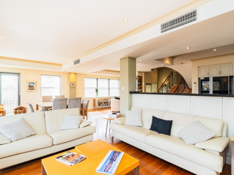 15 Haig Park Circle, East Perth WA 6004