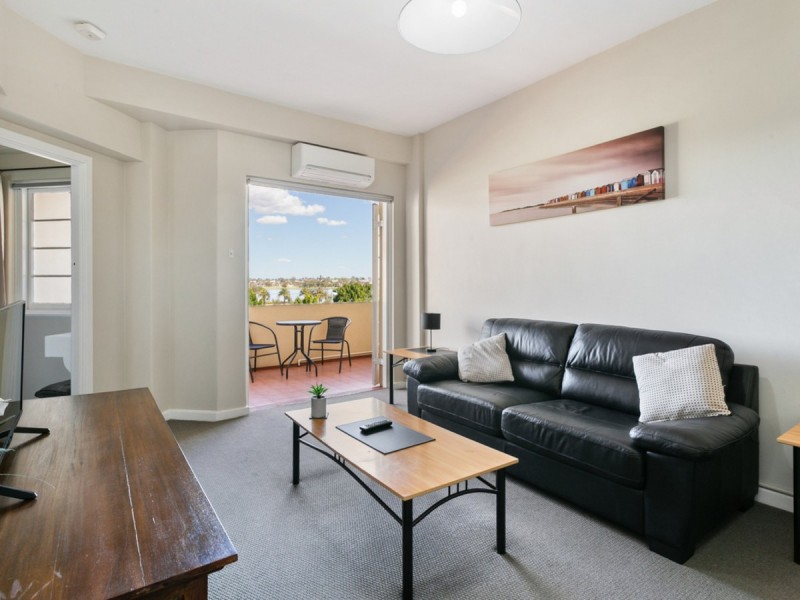 413/45 Adelaide Terrace, East Perth WA 6004