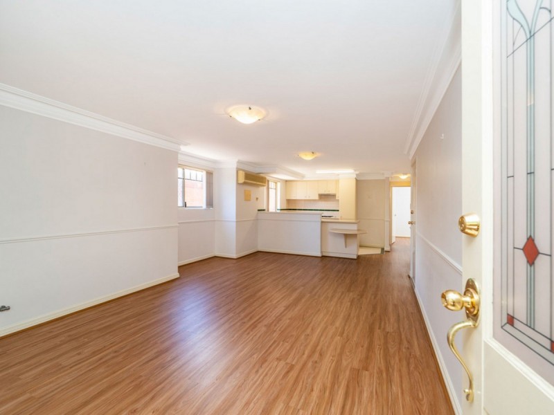 1/42 Bronte Street, East Perth WA 6004