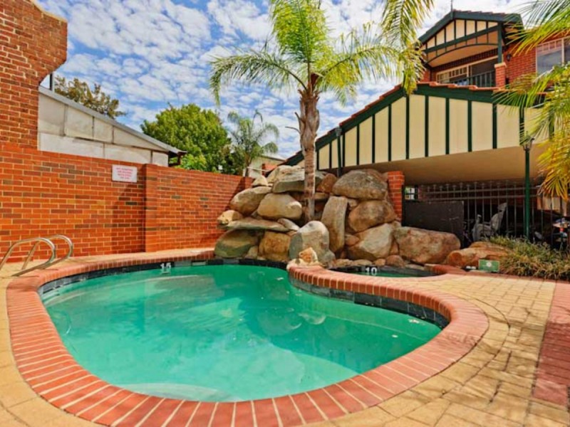 1/42 Bronte Street, East Perth WA 6004