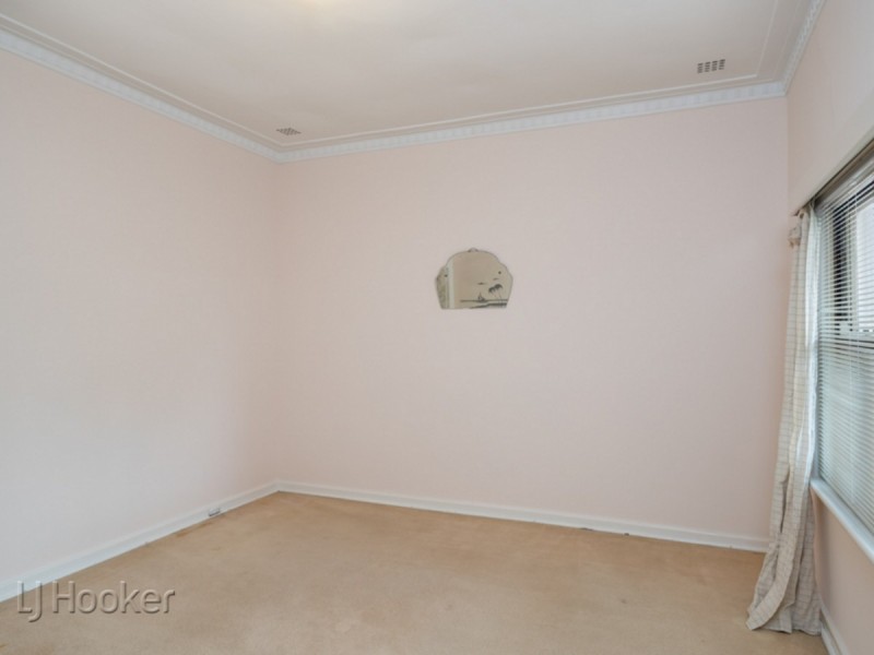 35 Fourth Avenue East, Maylands WA 6051