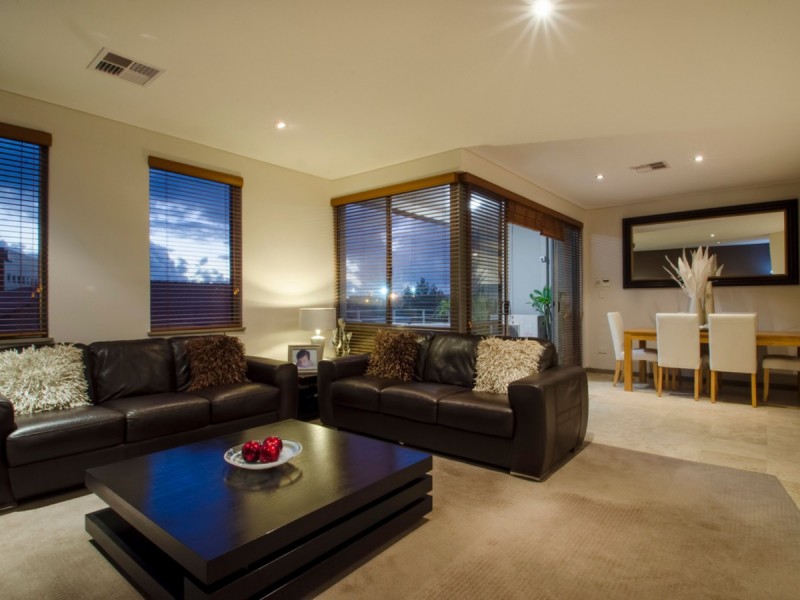 2/33 Royal Street, East Perth WA 6004