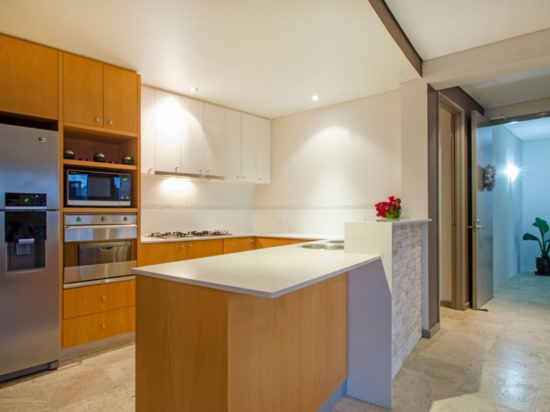 2/33 Royal Street, East Perth WA 6004