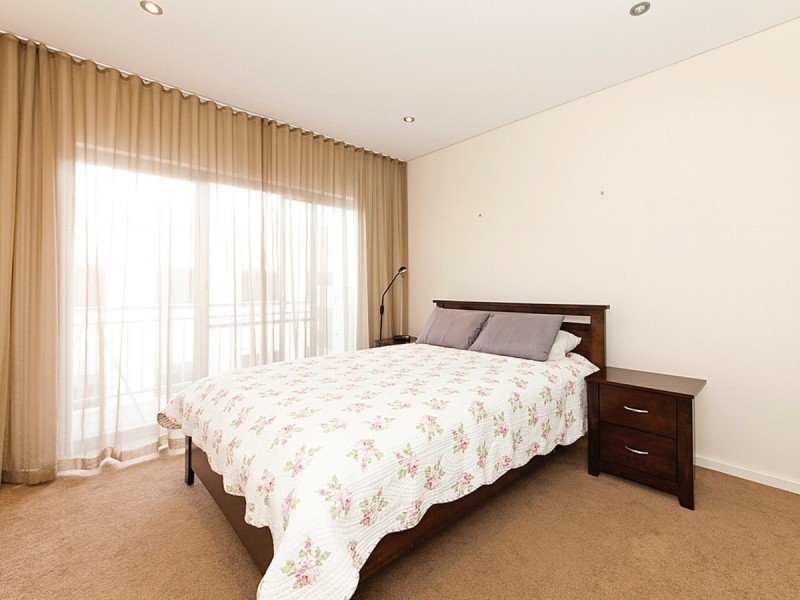 11/22 Eastbrook Terrace, East Perth WA 6004