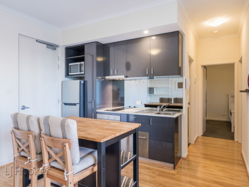 18/35 Wellington Street, East Perth WA 6004