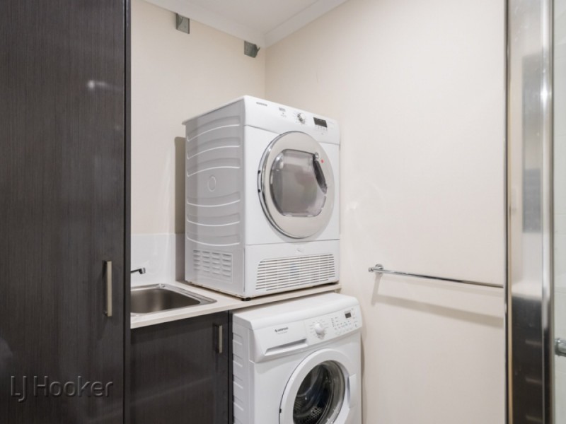 18/35 Wellington Street, East Perth WA 6004