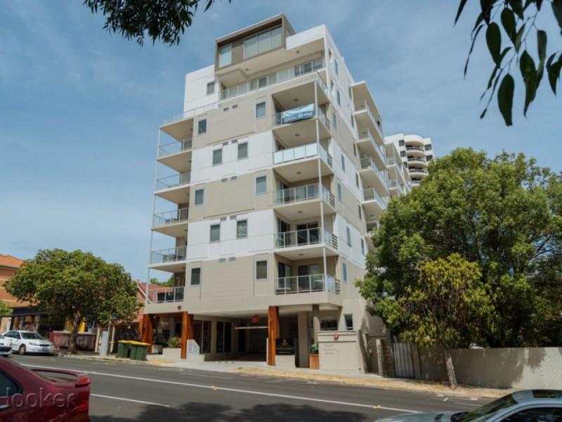 18/35 Wellington Street, East Perth WA 6004