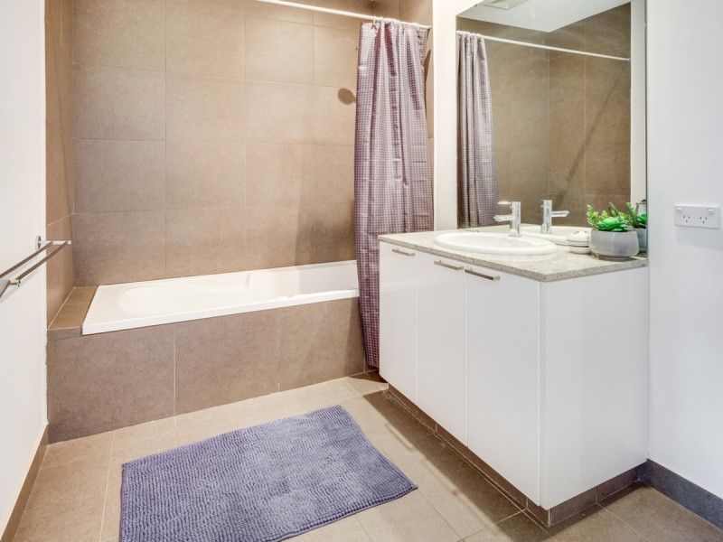 22/124 Mounts Bay Road, Perth WA 6000