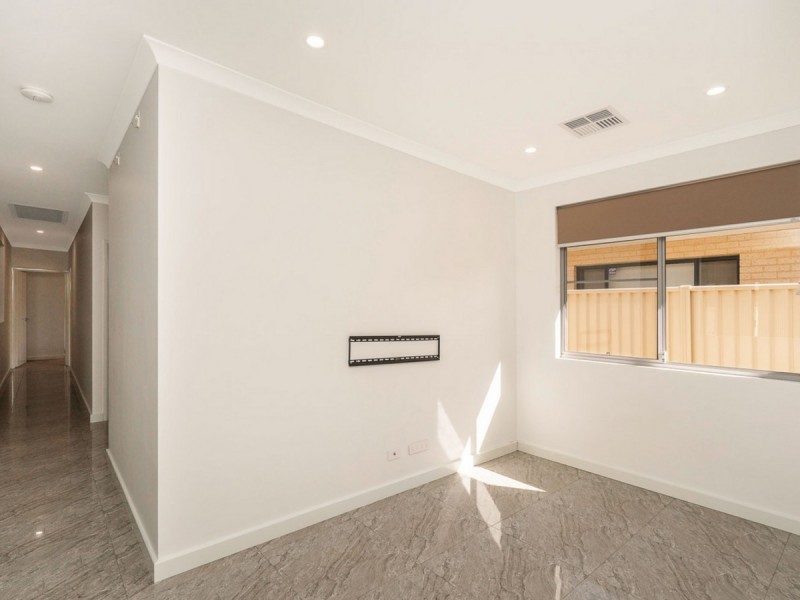 15 Aurea Place, Southern River WA 6110