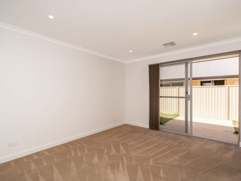 15 Aurea Place, Southern River WA 6110