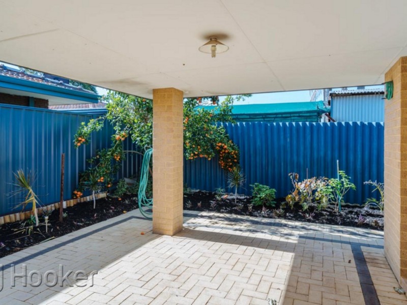 4 Redlands Street, Bayswater WA 6053