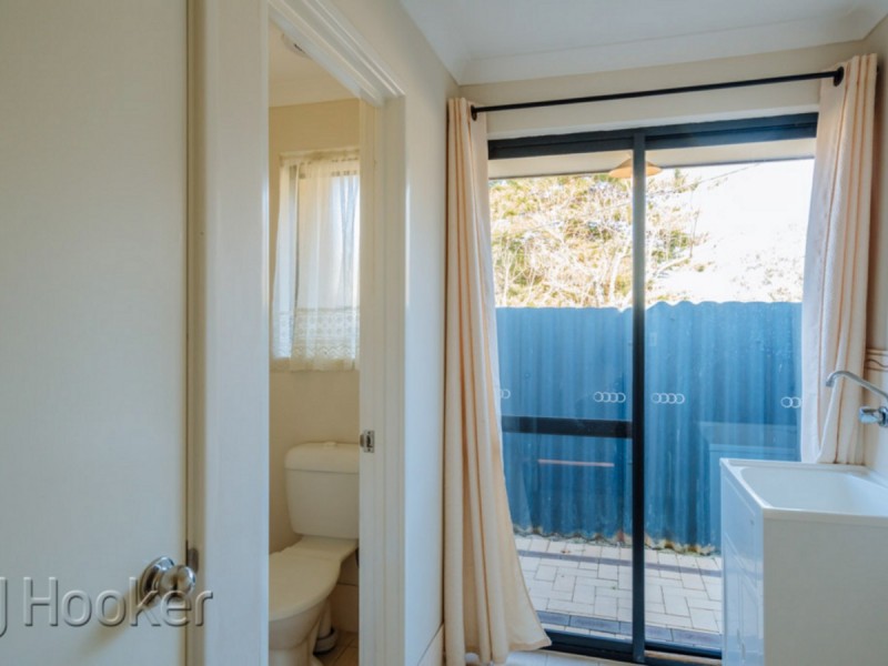 4 Redlands Street, Bayswater WA 6053