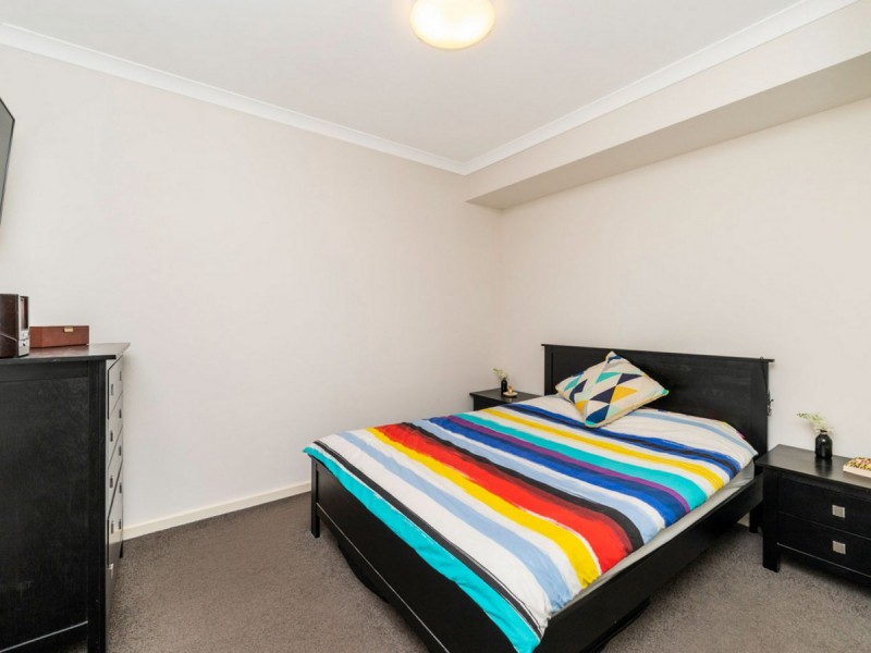 211/122 Brown Street, East Perth WA 6004