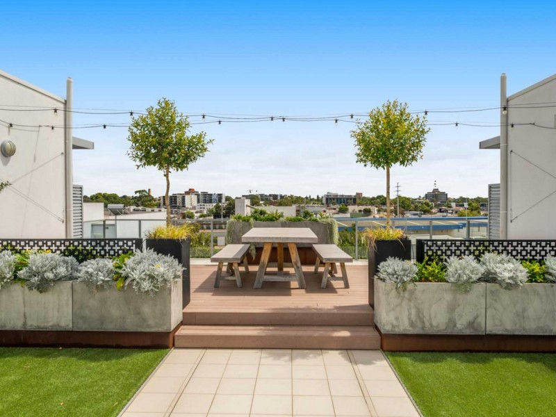 211/122 Brown Street, East Perth WA 6004